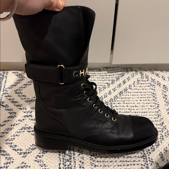 CHANEL Black and Gold Leather Boots AUTHENTIC size 10.5 - Picture 5 of 11